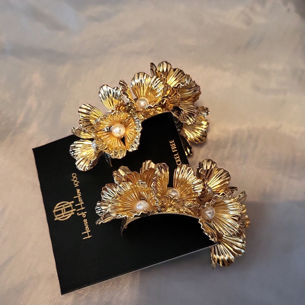 House of Harlow 1960 flower 🌼 hoop
